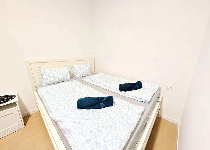 Comfortable 3br Next To Wiener Stadthalle G4 * וינה
