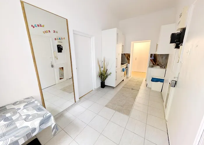 Comfortable 3br Next To Wiener Stadthalle G4 * וינה
