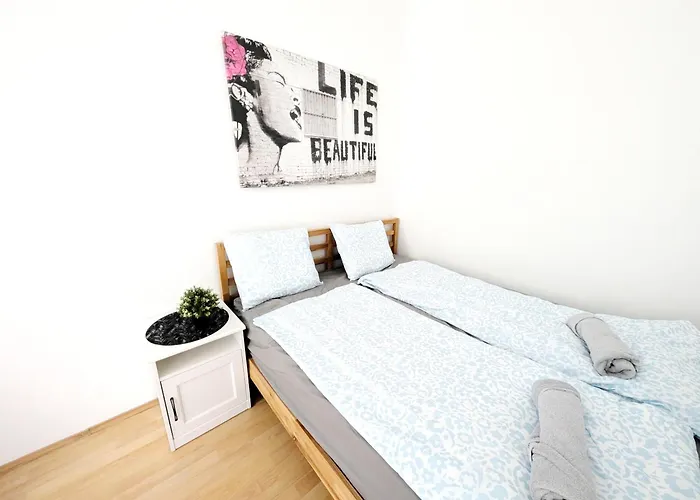 דירה Comfortable 3br Next To Wiener Stadthalle G4 *