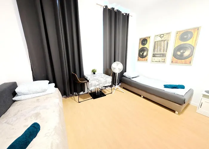 דירה Comfortable 3br Next To Wiener Stadthalle G4 *